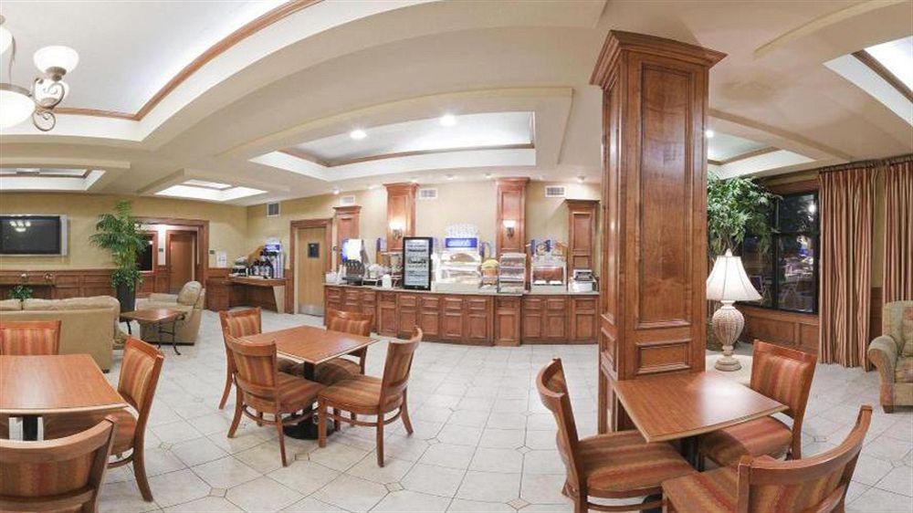 Holiday Inn Express & Suites - Pharr By Ihg Exterior photo