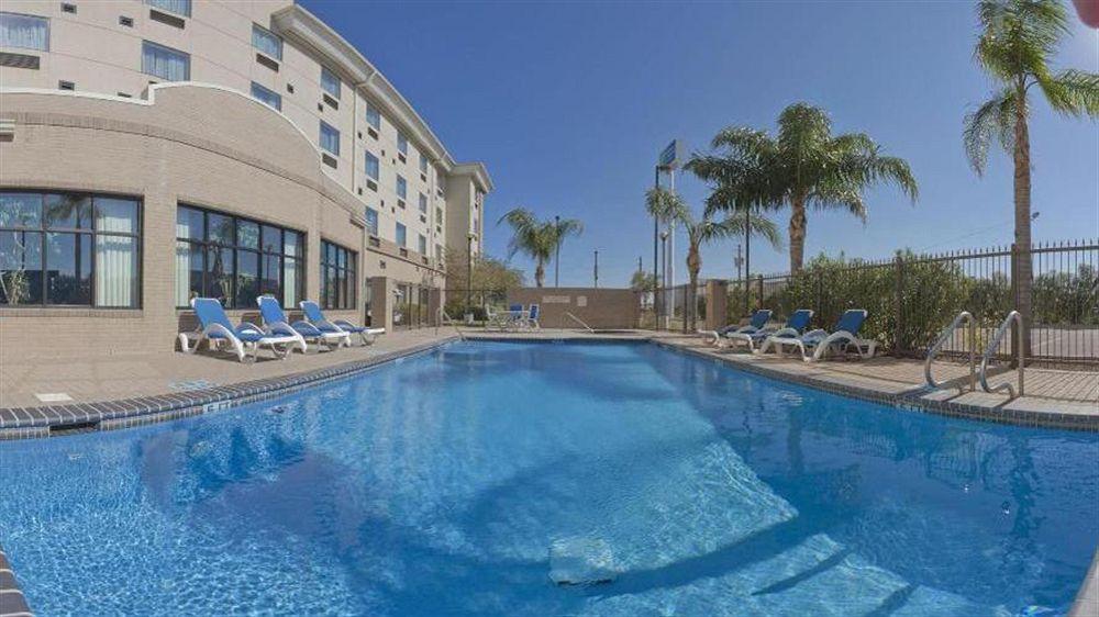 Holiday Inn Express & Suites - Pharr By Ihg Exterior photo